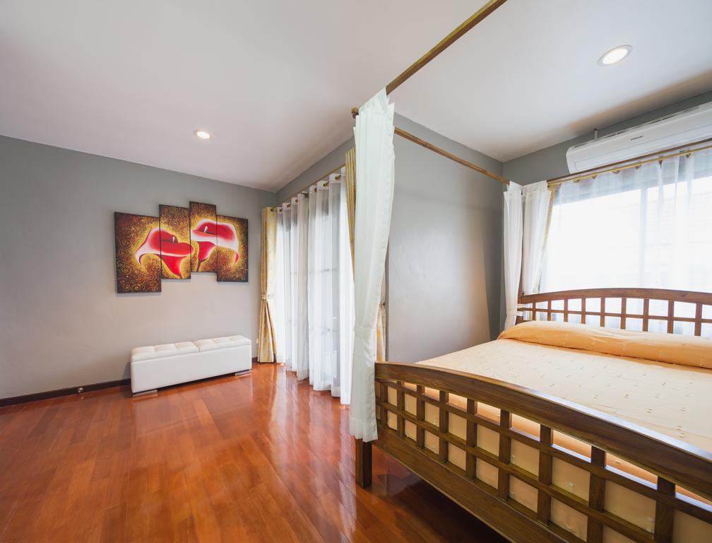 Luxury Town House In The Heart Of The Old City شيانغ ماي المظهر الخارجي الصورة